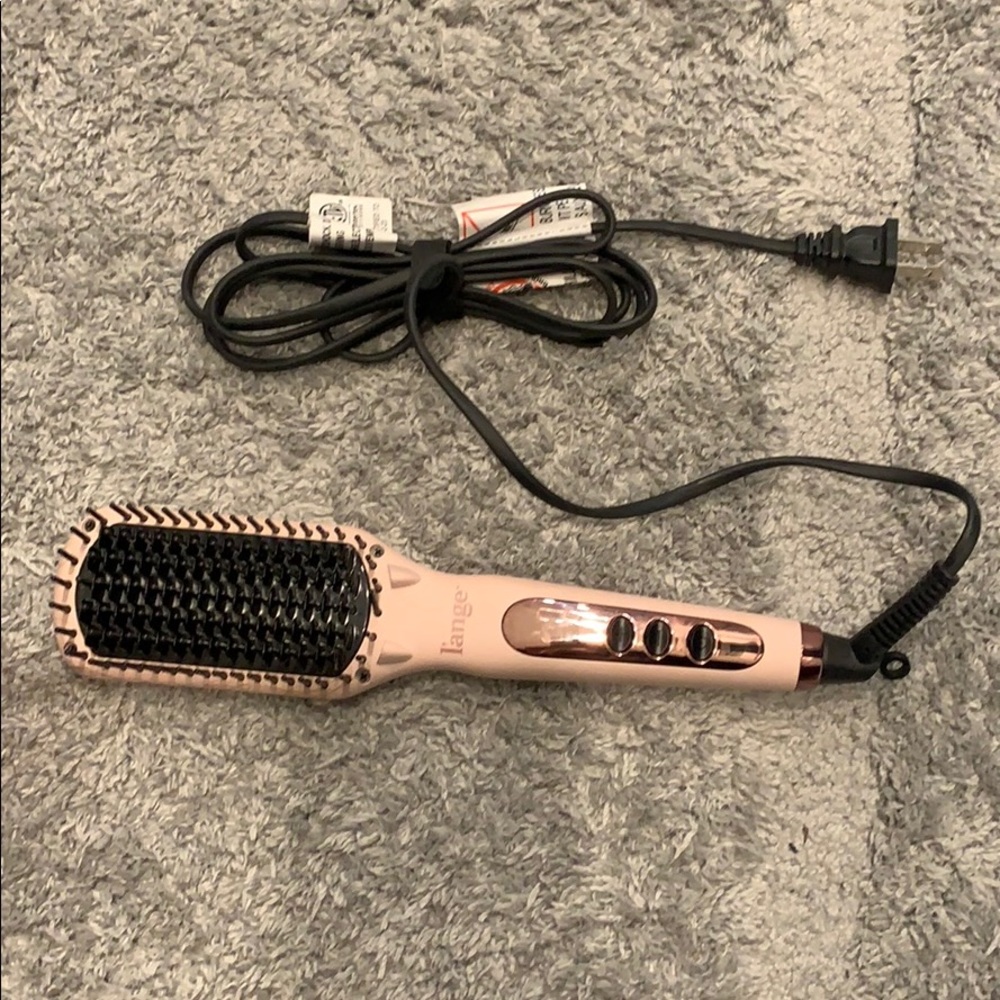 Straightening Brush
